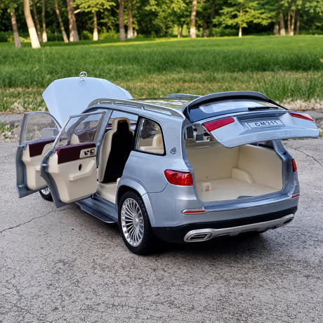 Mercedes-Maybach 2021 GLS600 Silver 1:24 – Modello espositivo in pressofusione