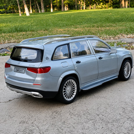 Mercedes-Maybach 2021 GLS600 Silver 1:24 – Modello espositivo in pressofusione