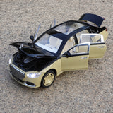 Mercedes-Maybach 2021 S680 Gold 1:24 – Valuvalettu näyttömalli