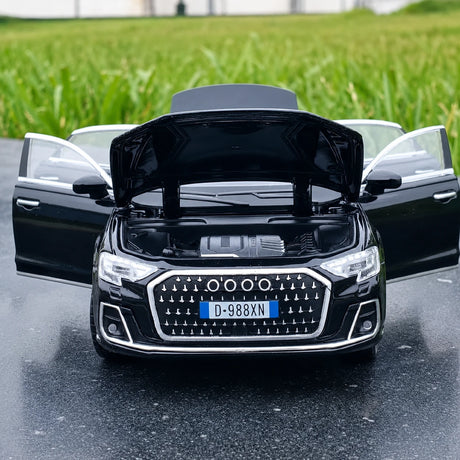Audi 2022 A8L preto 1:32 – modelo de exposição em metal fundido