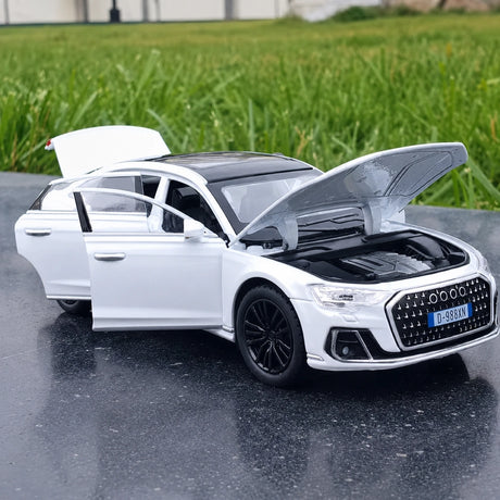 Audi 2022 A8L branco 1:32 – modelo de exposição em metal fundido