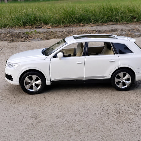 [TOY] 1:32 Audi 2019 Q7 White Model Car Die-Cast