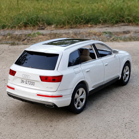 [TOY] 1:32 Audi 2019 Q7 White Model Car Die-Cast