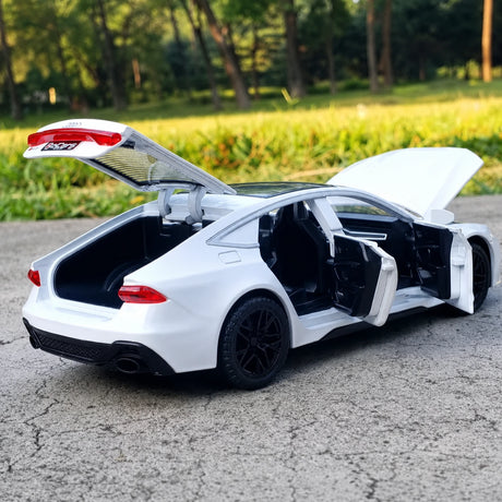 Audi 2024 RS7 branco 1:32 – modelo de exposição em metal fundido