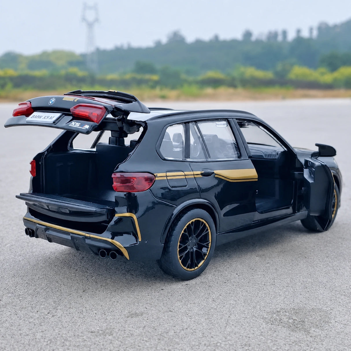 [TOY] 1:32 BMW 2019 F95 X5 M Black Model Car Die-Cast