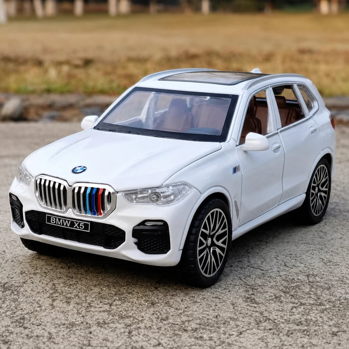 [TOY] 1:32 BMW 2019 G05 X5 xDrive40i White Model Car Die-Cast