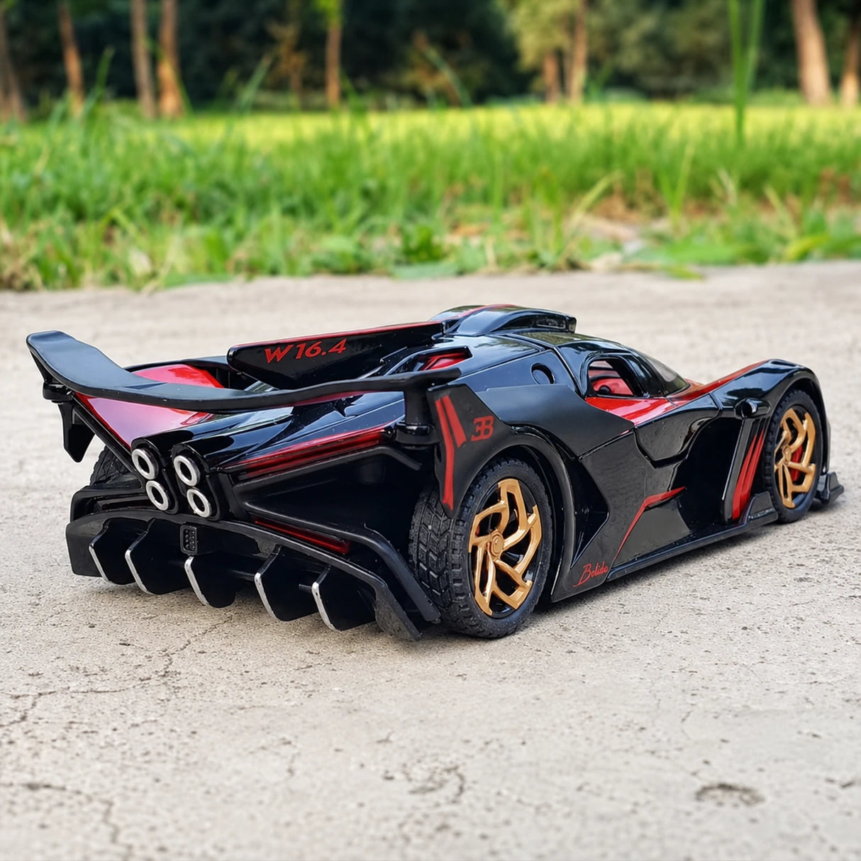 [TOY] 1:32 Bugatti 2021 Bolide レッド モデルカー Die-Cast