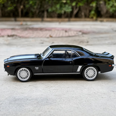 [TOY] 1:32 Chevrolet 1969 Camaro SS Black Model Car Die-Cast