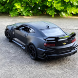 Chevrolet 2017 Camaro ZL1 Black 1:32 – model z odlewem odlewanym