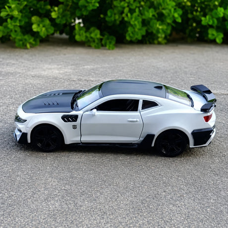 [TOY] 1:32 Chevrolet 2017 Camaro ZL1 vit modellbil Die-Cast