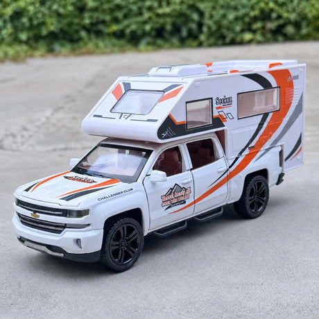 [TOY] 1:32 Chevrolet 2021 silverado RV vit modellbil Die-Cast