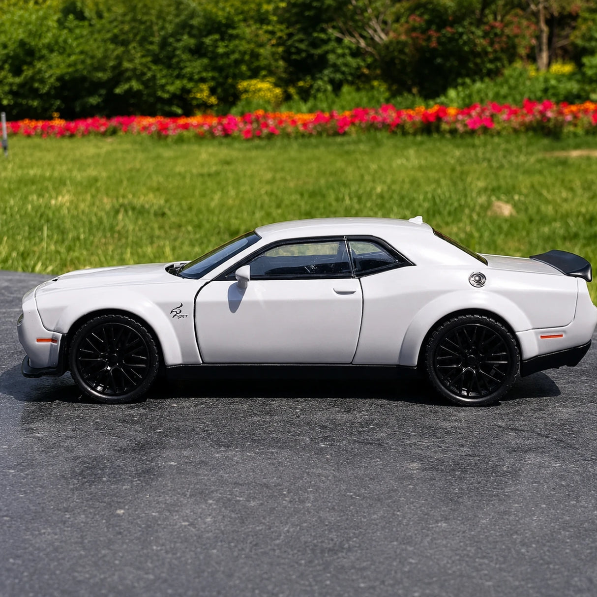 [TOY] 1:32 Dodge 2021 SRT Hellcat grå modellbil Die-Cast