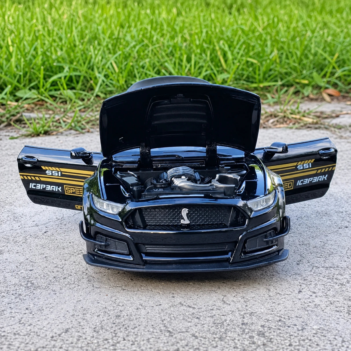 [TOY] 1:32 Ford 2019 Mustang Shelby GT500 svart modellbil Die-Cast