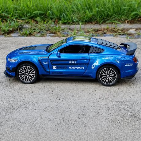 [TOY] 1:32 Ford 2019 Mustang Shelby GT500 blå modellbil Die-Cast