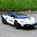 [TOY] 1:32 Lamborghini 2018 SC18 Alston vit modellbil Die-Cast