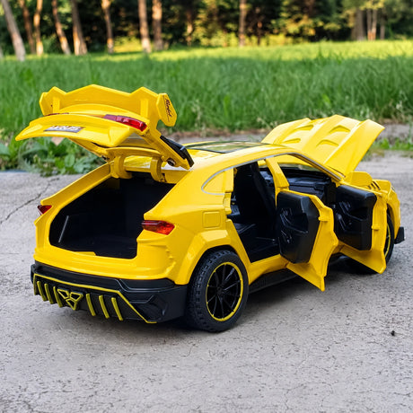 [TOY] 1:32 Lamborghini 2023 Urus Mansory gul modellbil Die-Cast