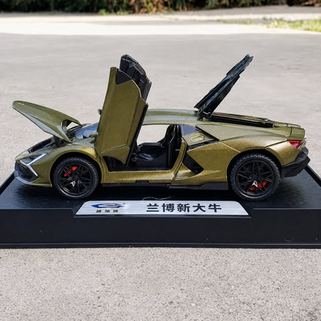 [TOY] 1:32 Lamborghini 2024 Revuelto grön modellbil Die-Cast