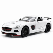Mercedes-AMG 2010 SLS vit 1:32 – modellbil i gjuten metall för display