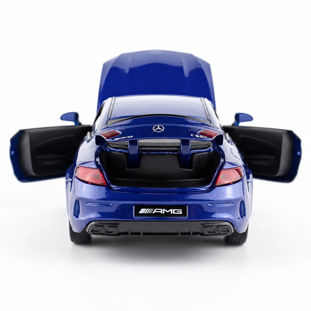 Mercedes-AMG 2023 C63S Coupe azul 1:32 – modelo de exposição em metal fundido