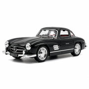 Mercedes-Benz 1954 300SL svart 1:32 – modellbil i gjuten metall för display