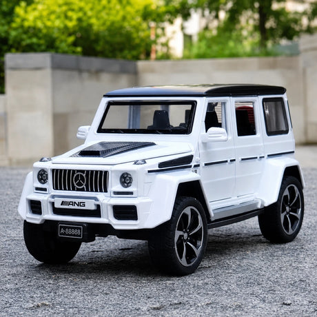 [TOY] 1:32 Mercedes-AMG 2018 G63 vit modellbil Die-Cast