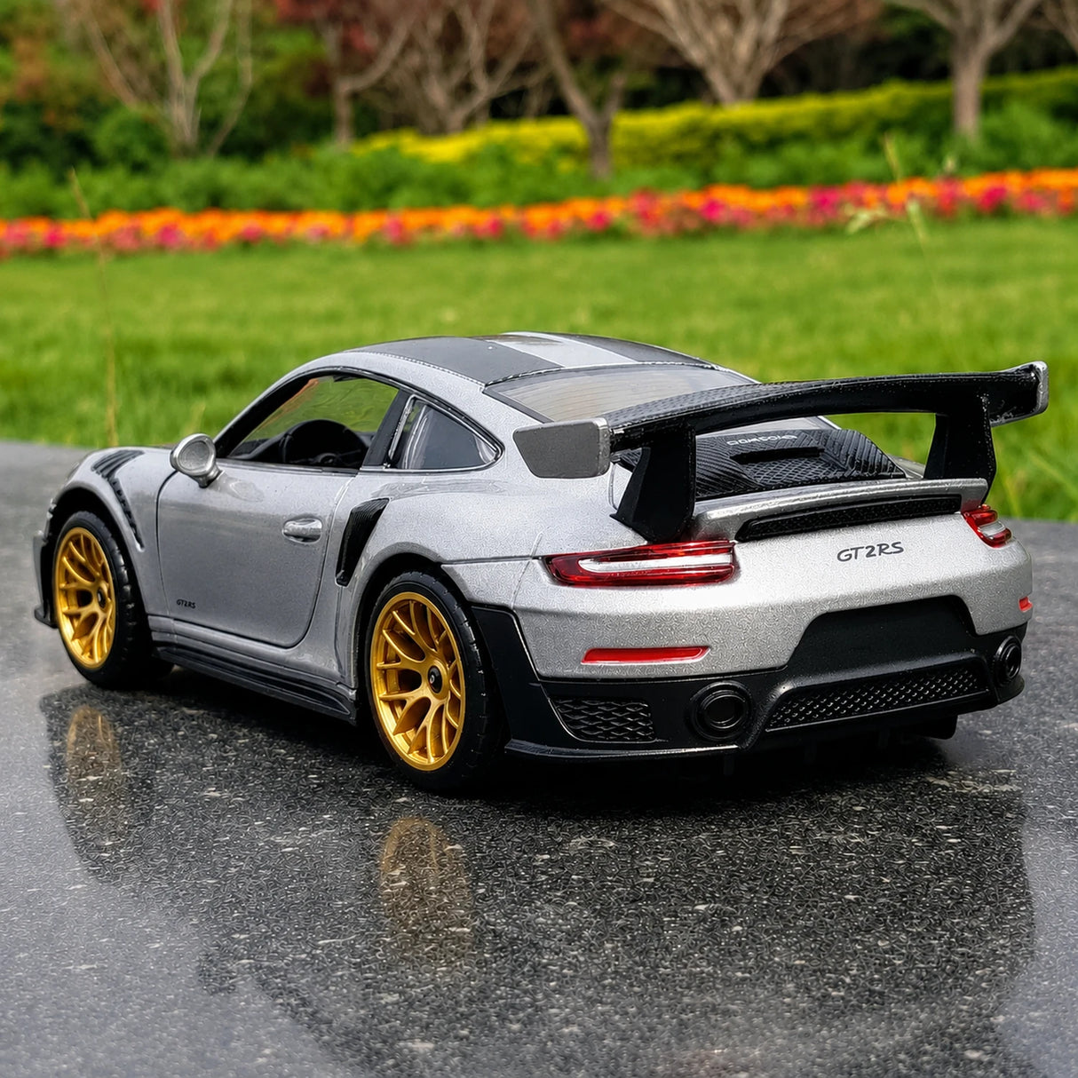 [TOY] 1:32 Porsche 2018 911 GT2 RS silver modellbil Die-Cast