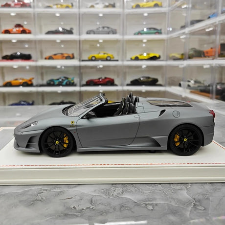[Dino Model] 1:18 Ferrari 2008 430 Scuderia Spider 16M grå modellbil harts