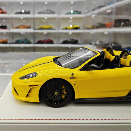 [Dino Model] 1:18 Ferrari 2008 430 Scuderia Spider 16M gul modellbil harts