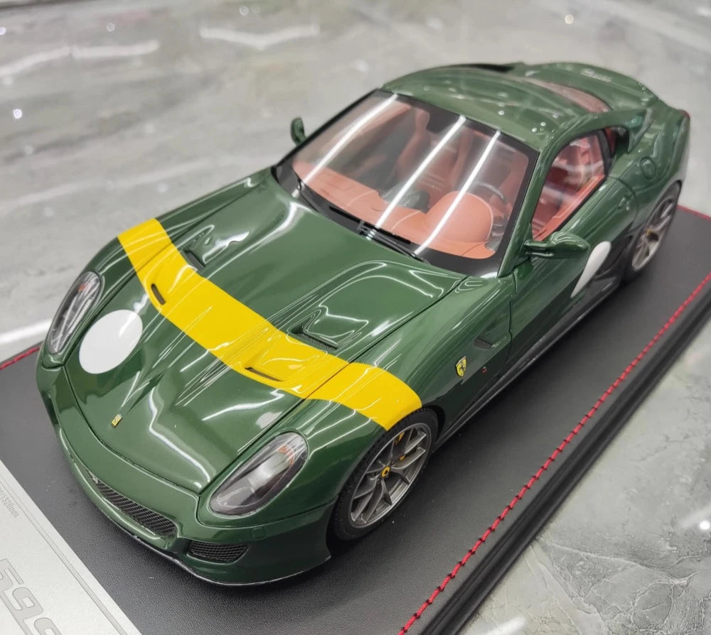 [Dino Model] 1:18 Ferrari 2010 599 GTO Green Model Car Resin
