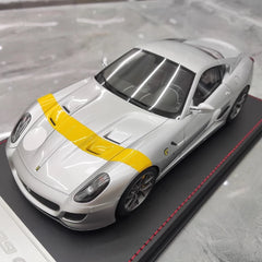 [Dino modello] 1:18 Ferrari 2010 599 GTO Sliver modellino di auto resina