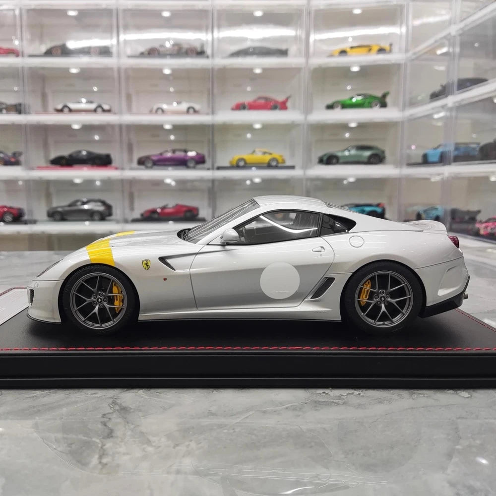 [Dino modello] 1:18 Ferrari 2010 599 GTO Sliver modellino di auto resina