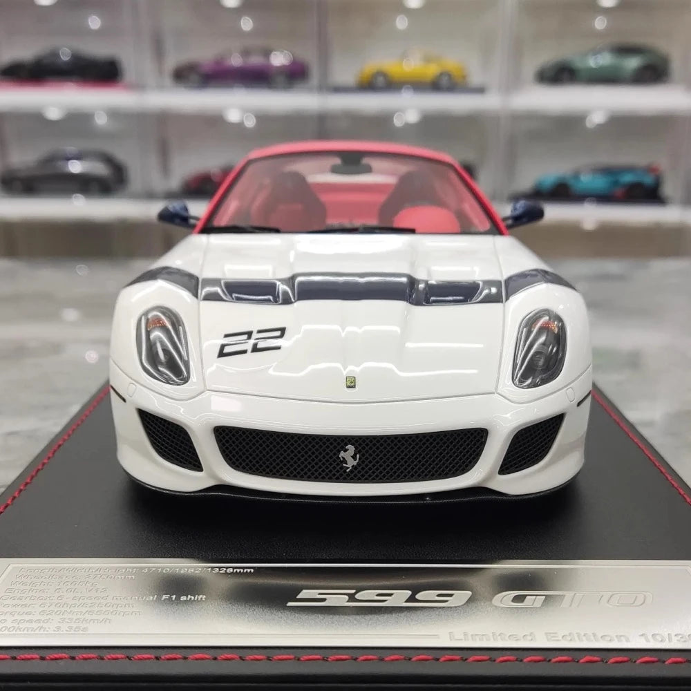 [Dino Model] 1:18 Ferrari 2010 599 GTO White Model Car Resin