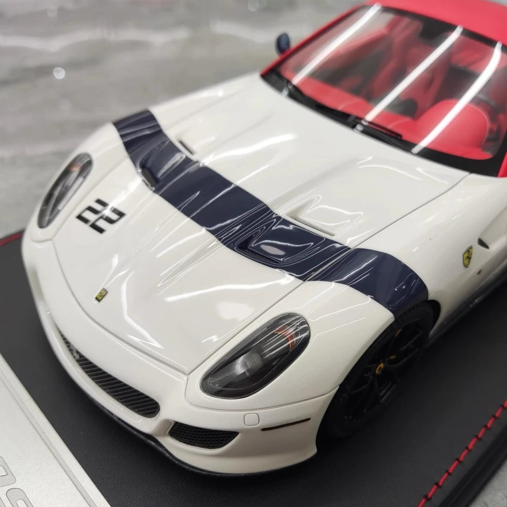 [Dino Model] 1:18 Ferrari 2010 599 GTO White Model Car Resin