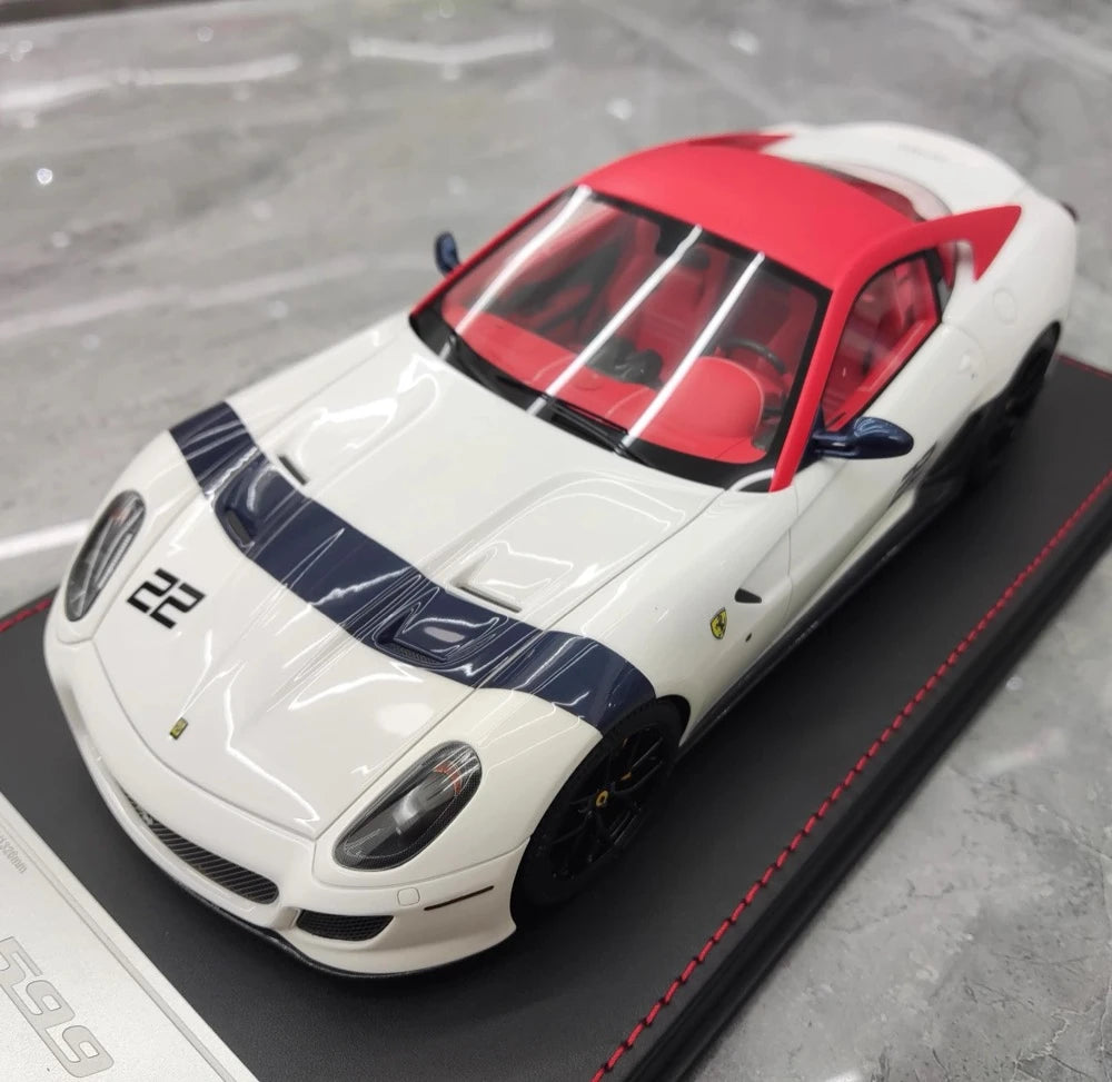 [Dino Model] 1:18 Ferrari 2010 599 GTO White Model Car Resin