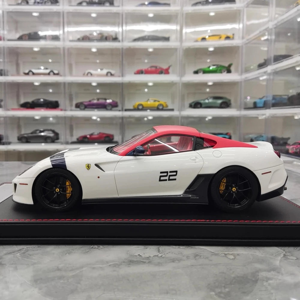 [Dino Model] 1:18 Ferrari 2010 599 GTO White Model Car Resin