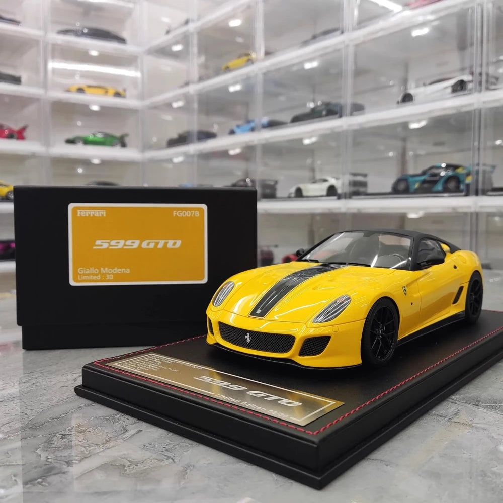 [Dino Model] 1:18 Ferrari 2010 599 GTO Yellow Model Car Resin