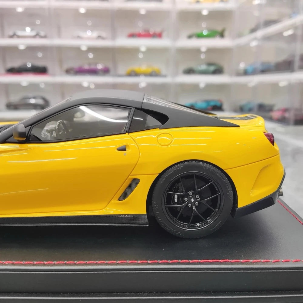 [Dino Model] 1:18 Ferrari 2010 599 GTO Yellow Model Car Resin