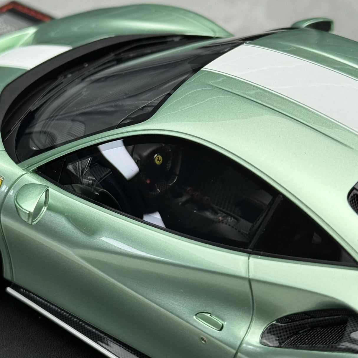 Dino Model Ferrari 2018 488 Pista Francesca Green 1:18 – keräilyhartsimalli