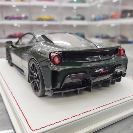 [Dino Model] 1:18 Ferrari 2018 488 Pista grön modellbil harts