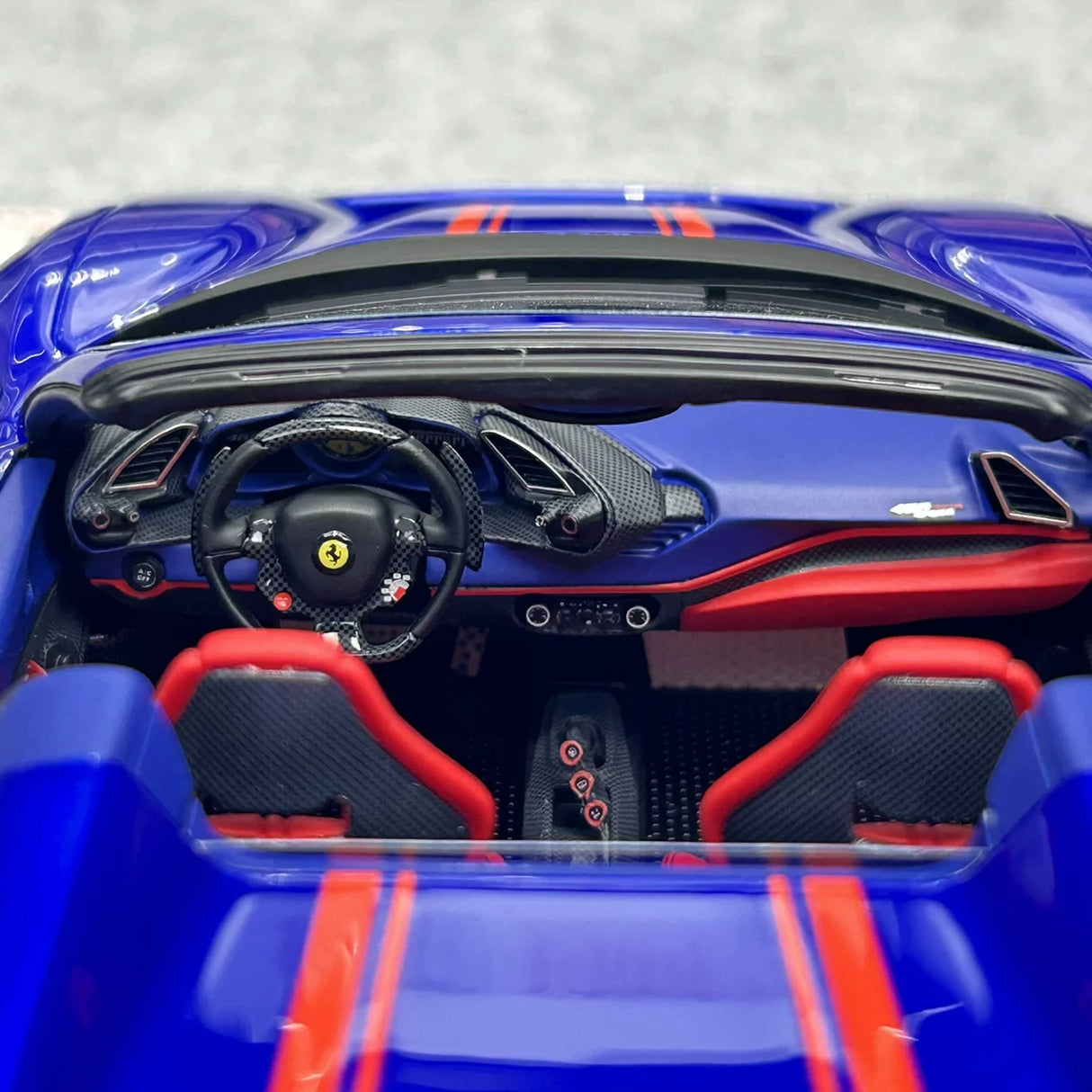 Dino Model Ferrari 2018 488 Pista Spider Blue Racing Livery 1:18 – Keräilyhartsimalli