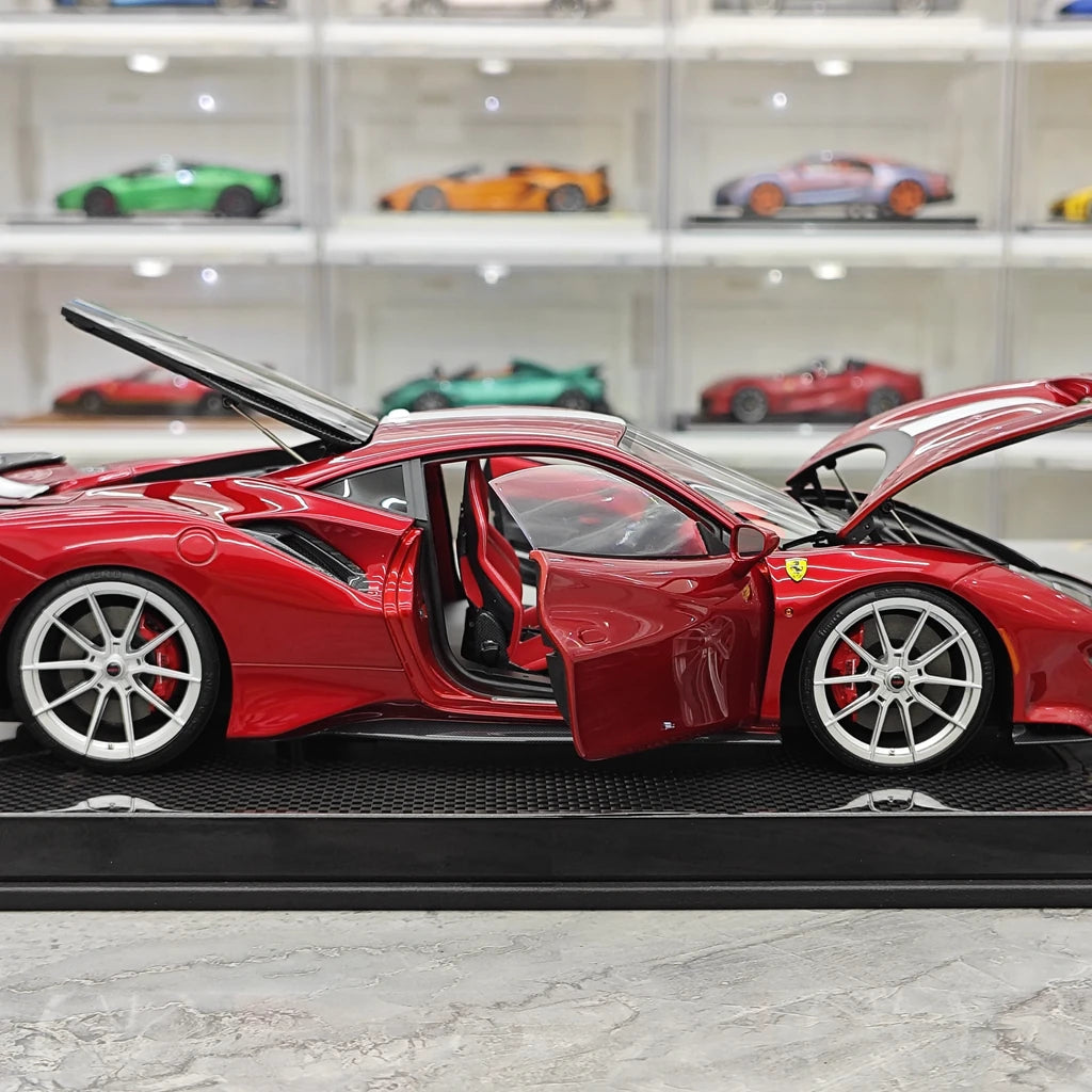 [Dino Model] 1:18 Ferrari 2018 488 Pista Spider Red Model Car Resin