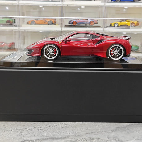 [Dino Model] 1:18 Ferrari 2018 488 Pista Spider Red Model Car Resin