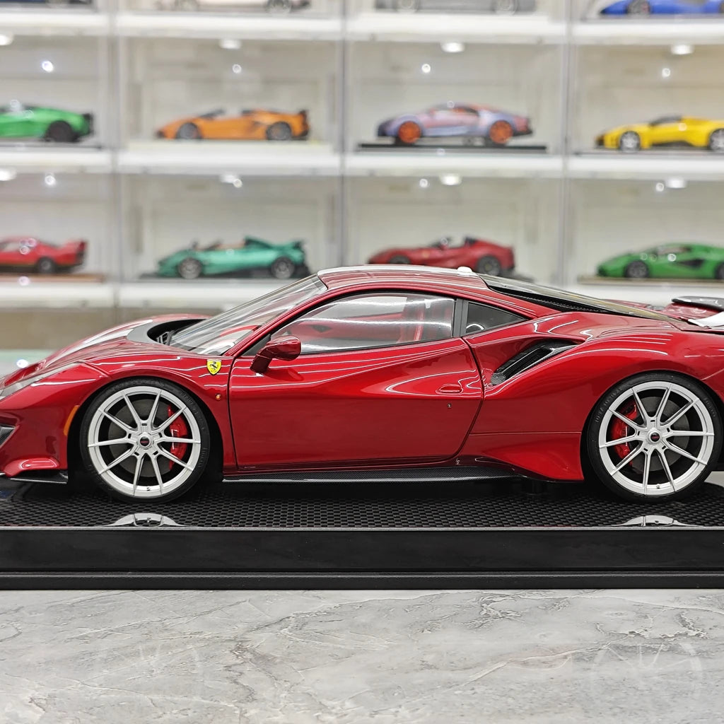 [Dino Model] 1:18 Ferrari 2018 488 Pista Spider Red Model Car Resin
