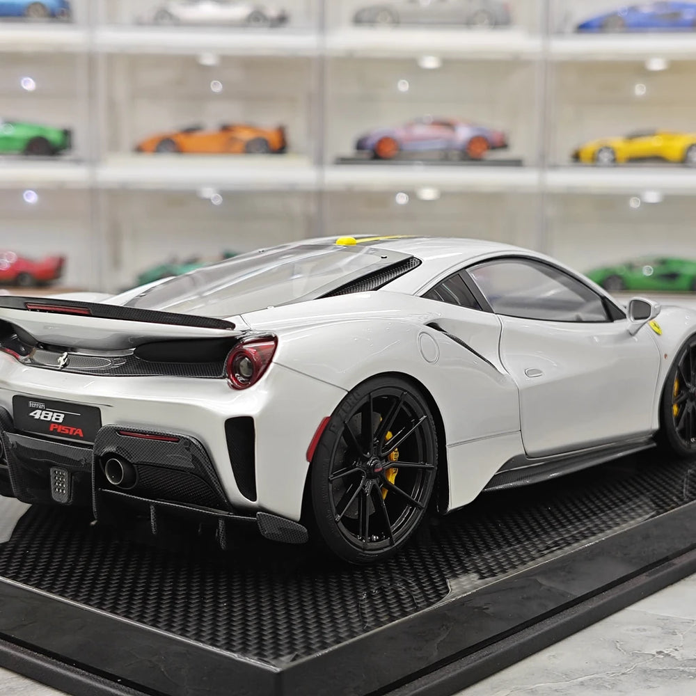 [Dino Model] 1:18 Ferrari 2018 488 Pista Spider Silver Model Car Resin