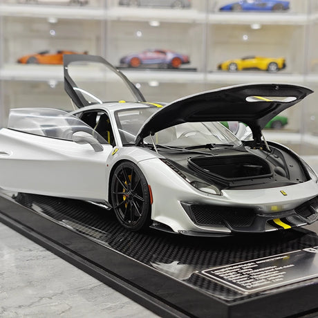 [Dino Model] 1:18 Ferrari 2018 488 Pista Spider Silver Model Car Resin