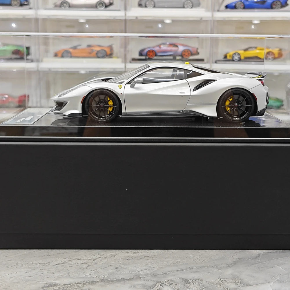 [Dino Model] 1:18 Ferrari 2018 488 Pista Spider Silver Model Car Resin