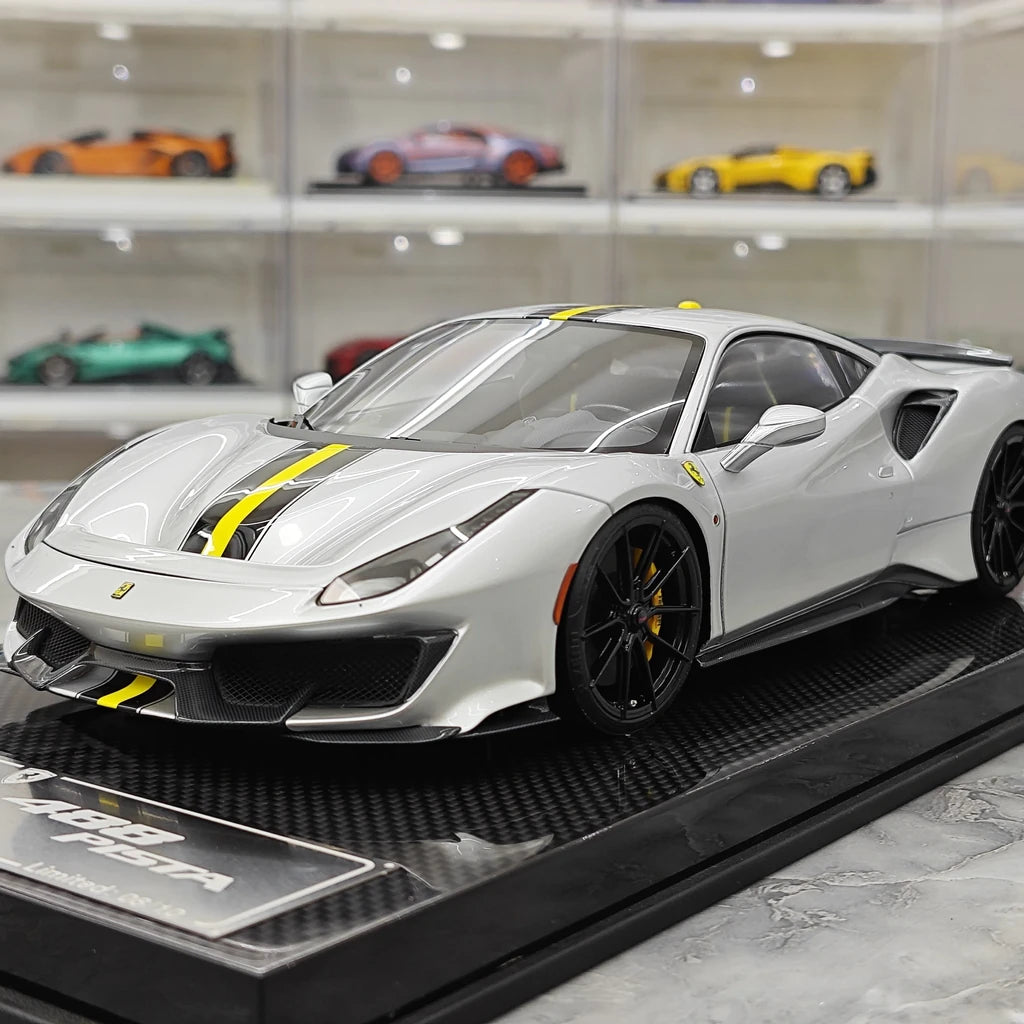 [Dino Model] 1:18 Ferrari 2018 488 Pista Spider Silver Model Car Resin
