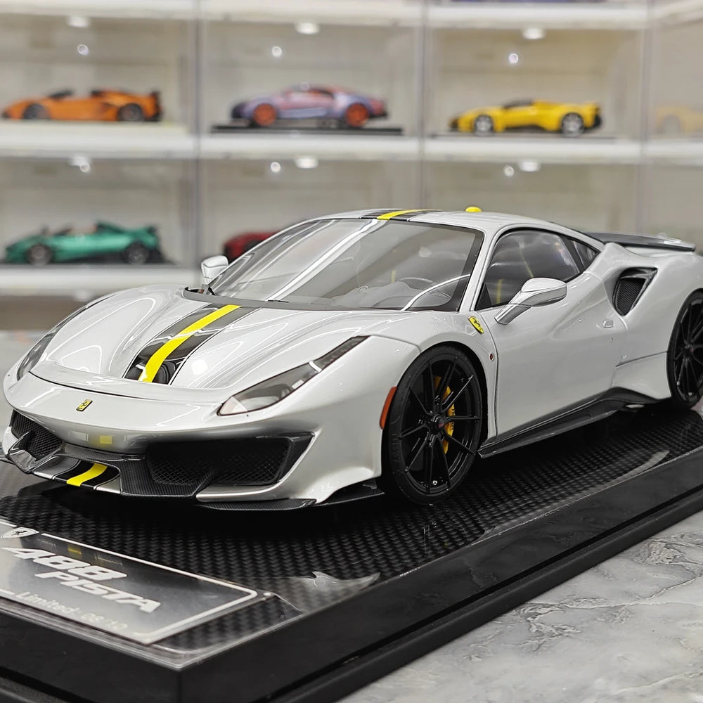 [Dino Model] 1:18 Ferrari 2018 488 Pista Spider Silver Model Car Resin