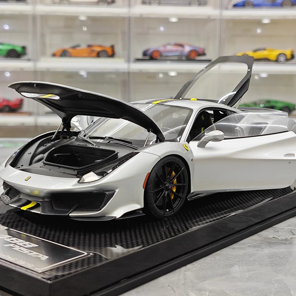 [Dino Model] 1:18 Ferrari 2018 488 Pista Spider Silver Model Car Resin