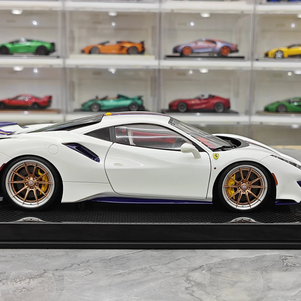 [Dino Model] 1:18 Ferrari 2018 488 Pista Spider White Model Car Resin